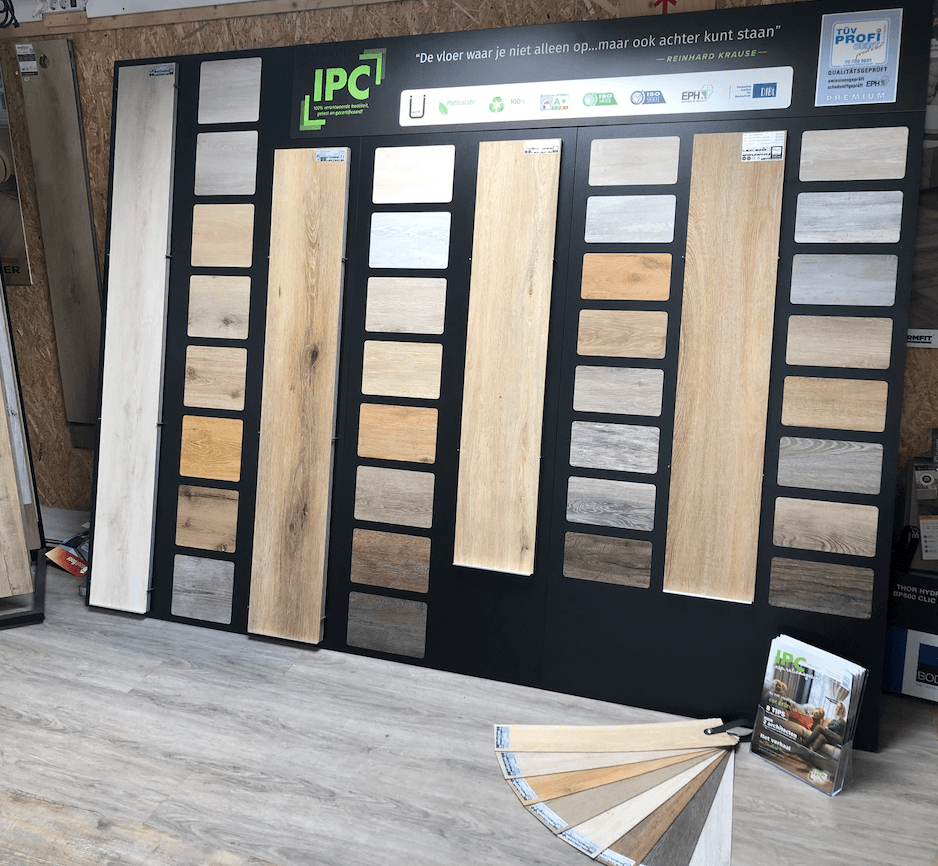 IPC-vloerstalen in de showroom van Coenraads Stofferingen in Arkel